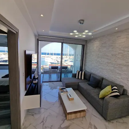 The Belvedere Marina Apartman