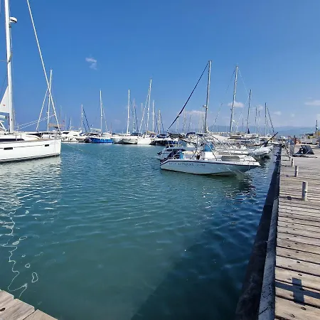 The Belvedere Marina * Lachi
