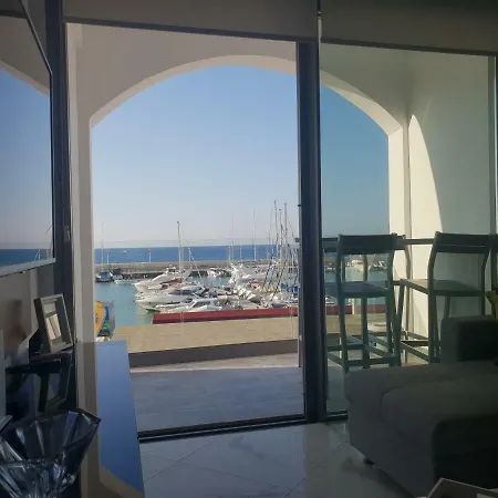 The Belvedere Marina Apartman Lací