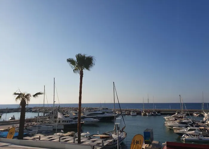 Apartment The Belvedere Marina Lachi