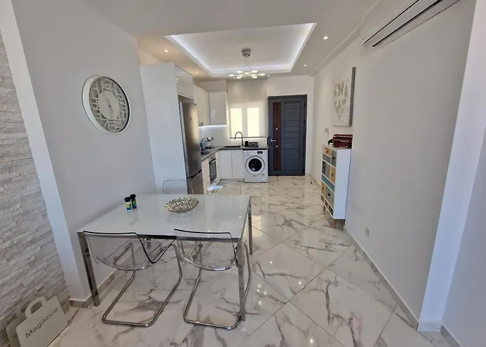 Apartment The Belvedere Marina Lachi