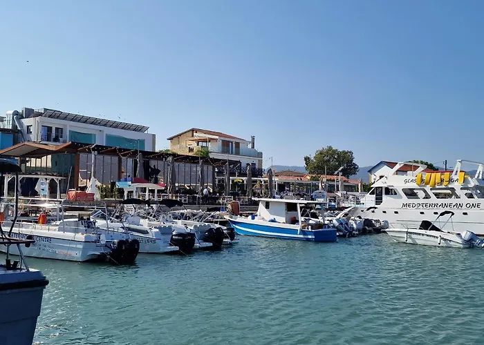 Apartment The Belvedere Marina Lachi